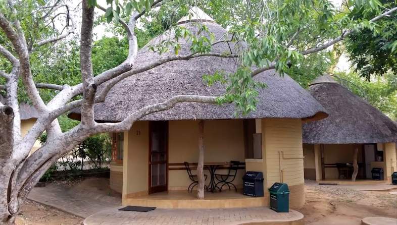skukuza-bungalows-kitchen-786x446
